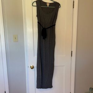 Elegant Gray Sleeveless Dress